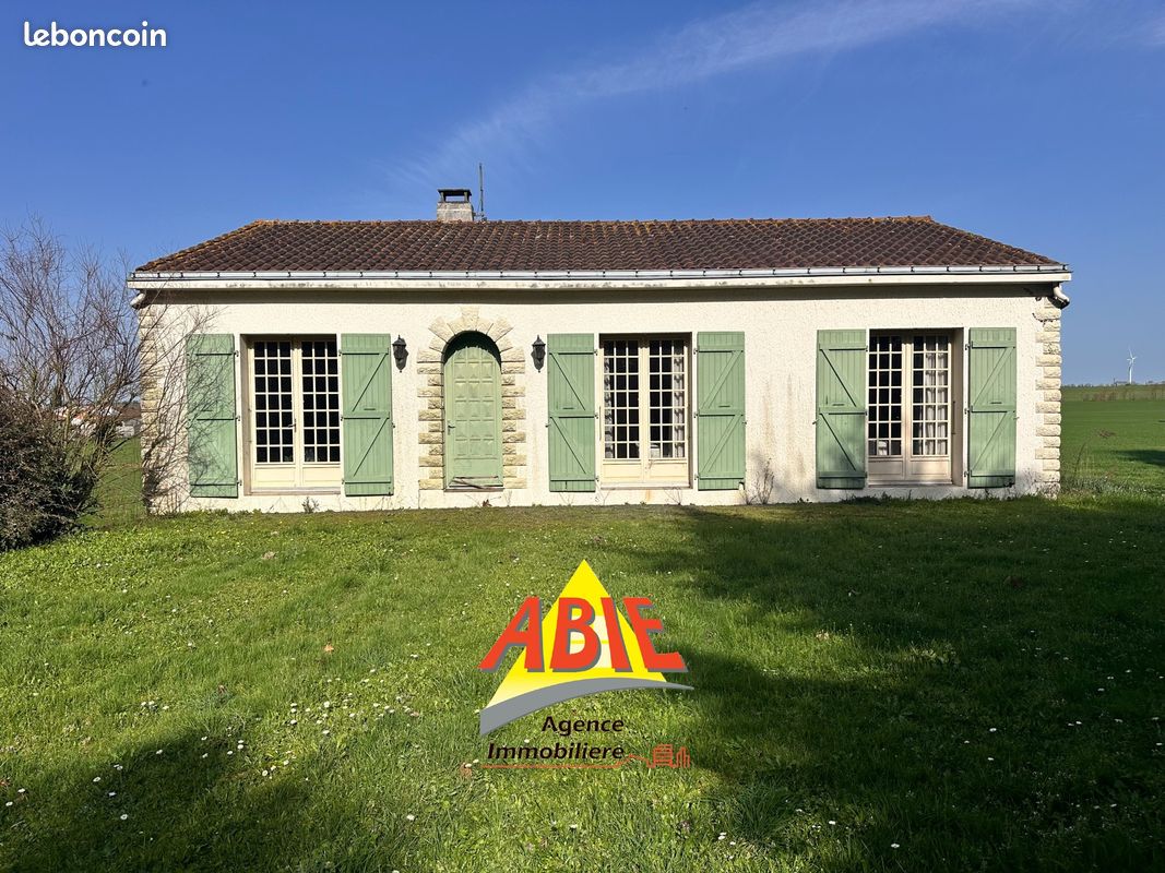 Maison 3 pièces 113 m² · à Benet · 113 m² · 137 800 €