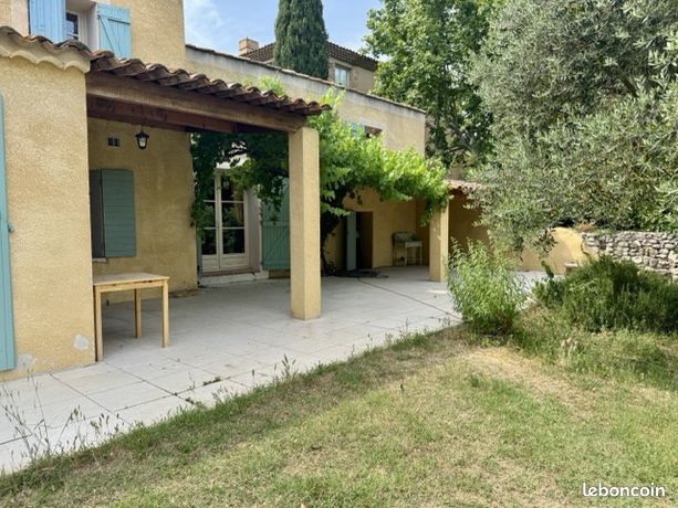Maison 3 chambres avec jardin et piscine — 19
