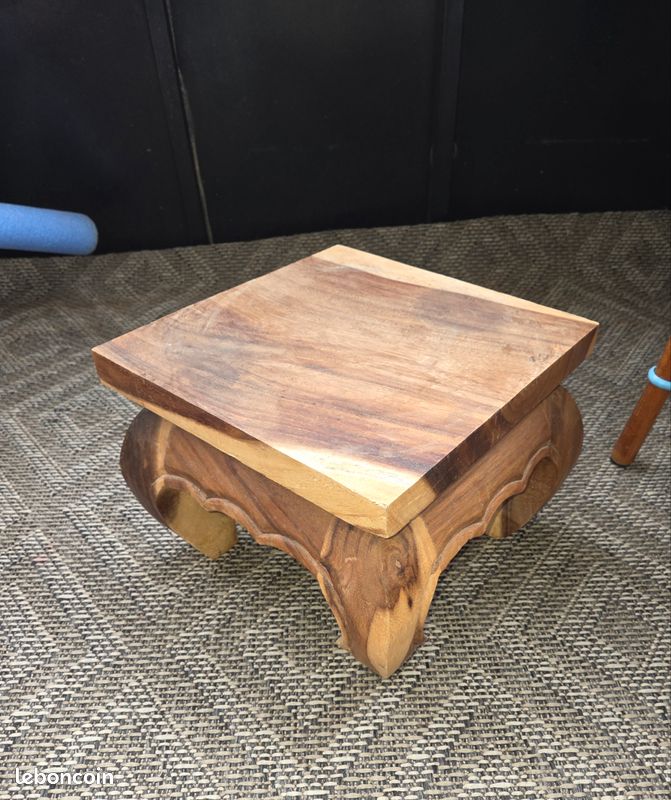 Petit tabouret repose pied (image 1)