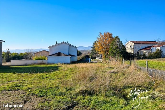 Terrain 254 m² Brindas