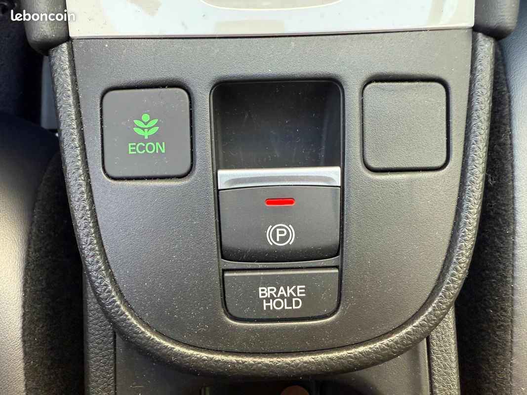 Honda Jazz IV 1.5 i-MMD 122ch e:HEV Advance MY25 (image 19)
