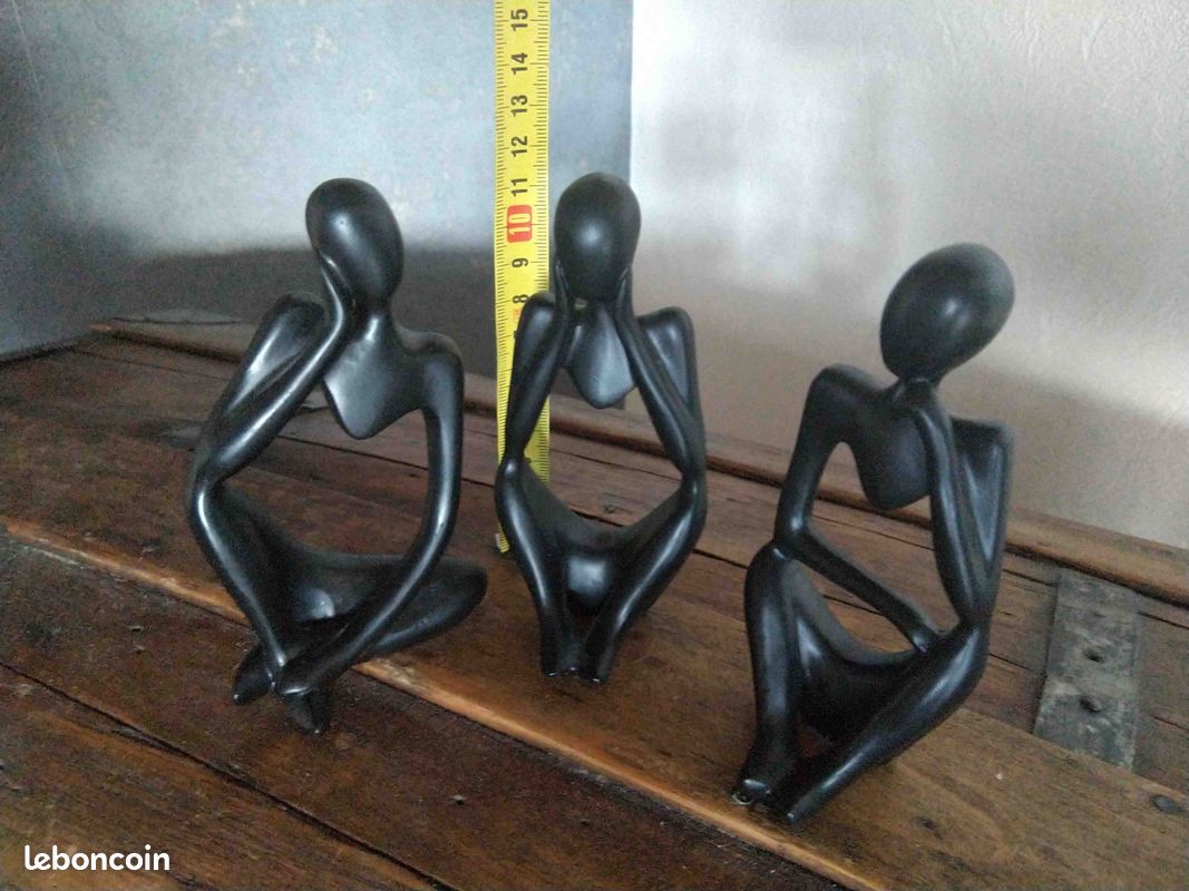Statues de penseur (image 2)