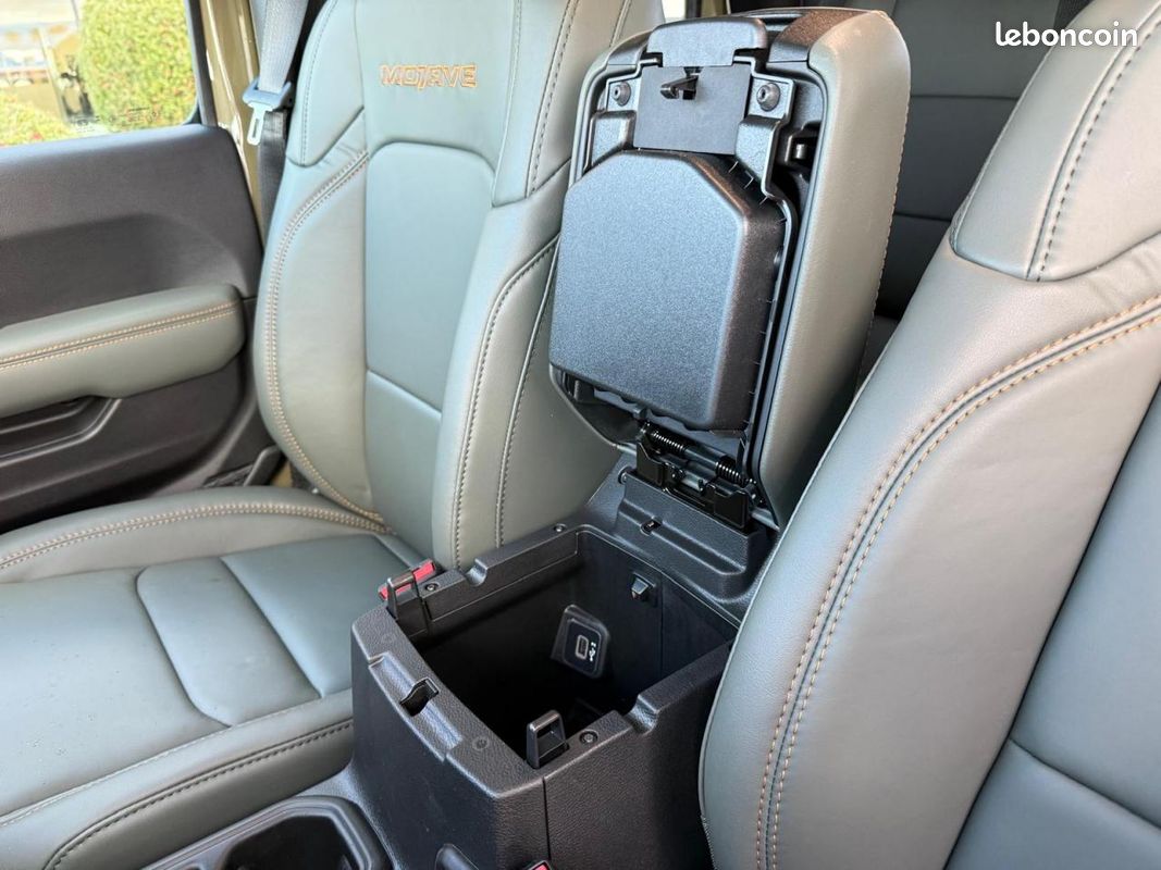 Jeep gladiator v6 3.6l mojave x (image 26)