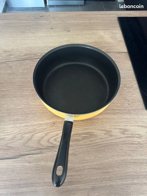 Lot de casseroles (image 4)