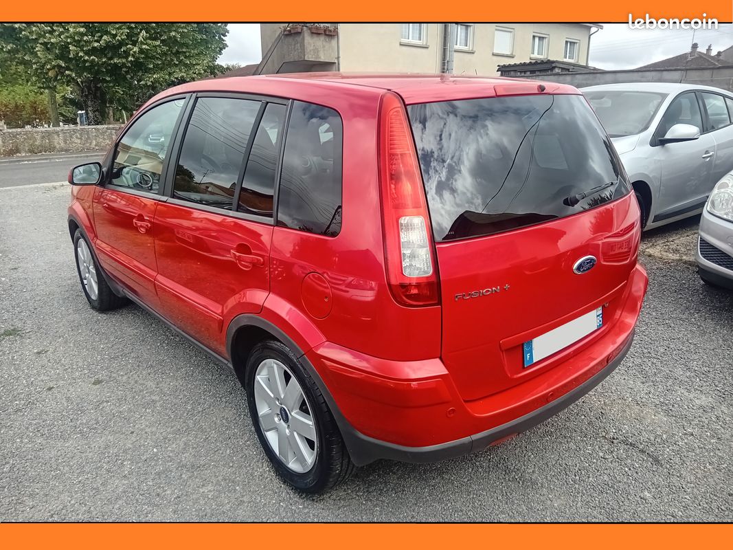 Ford Fusion+ 1.6i 16v 100cv Senso+ 174 000 kms (image 4)