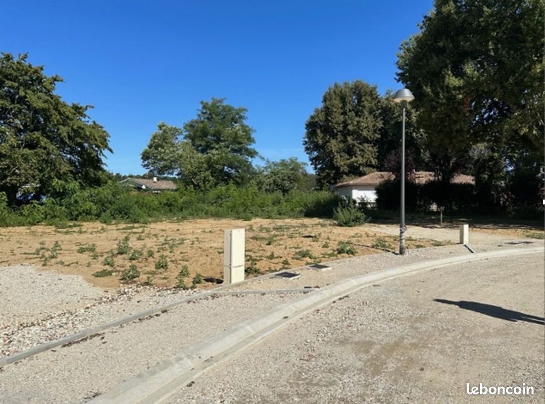 Terrain à bâtir de 514 m² à CASTELNAU-DE-MEDOC (33) · à Castelnau-de-Médoc · 118 000 €