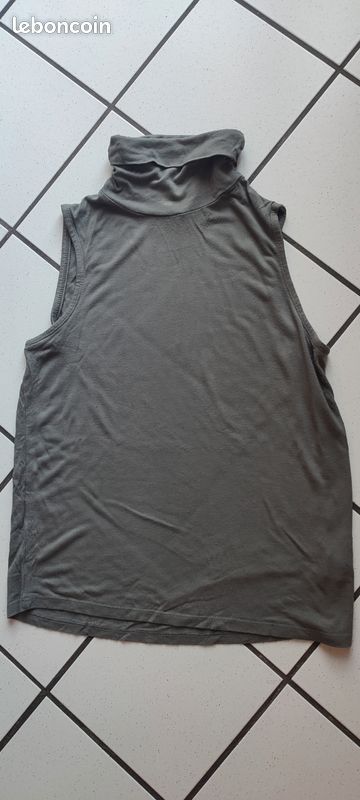 Top col roulé sans manche taille M (image 1)