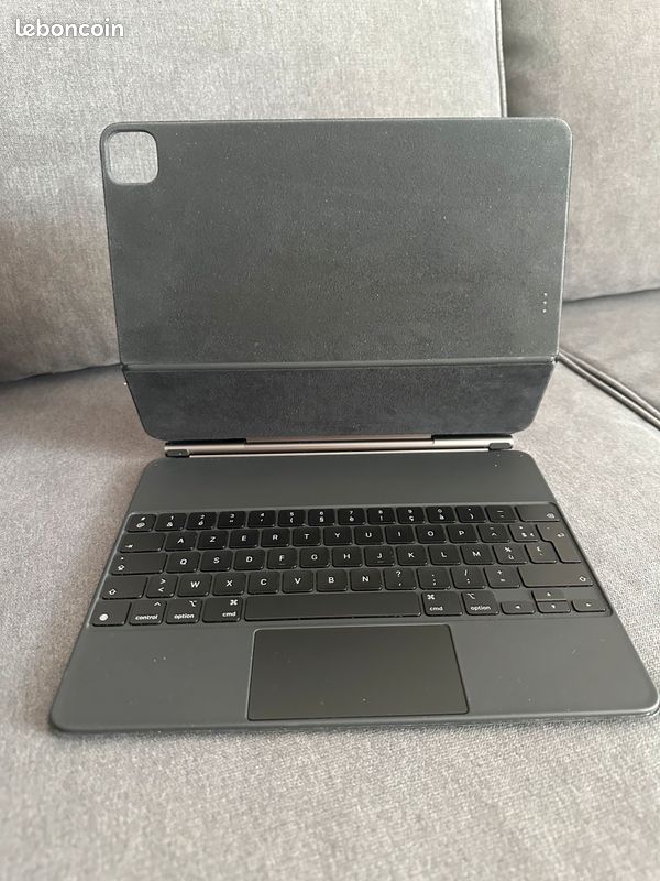 Magic Keyboard Noir - adapté pour iPad Air 13 (image 1)