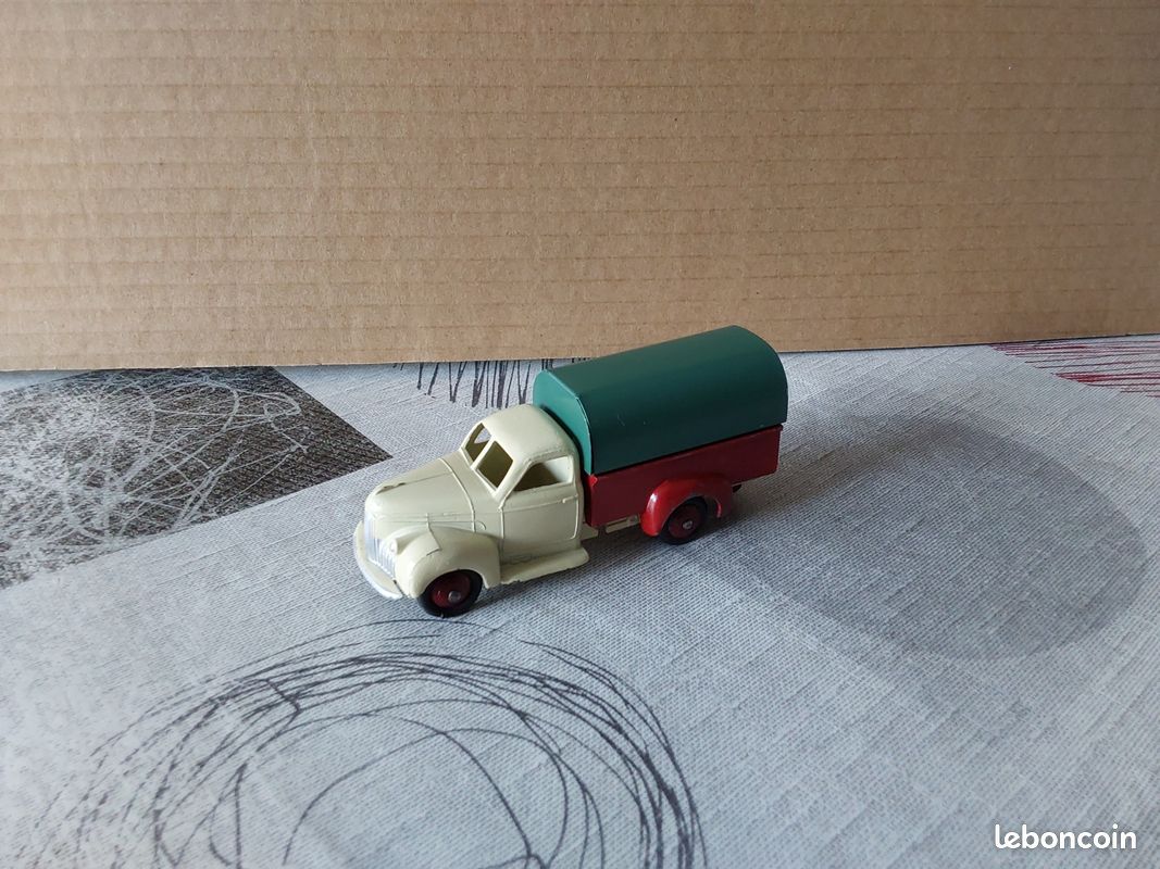Camion Dinky Toys 956 Meccano France - Semi-remorque bâchée vintage