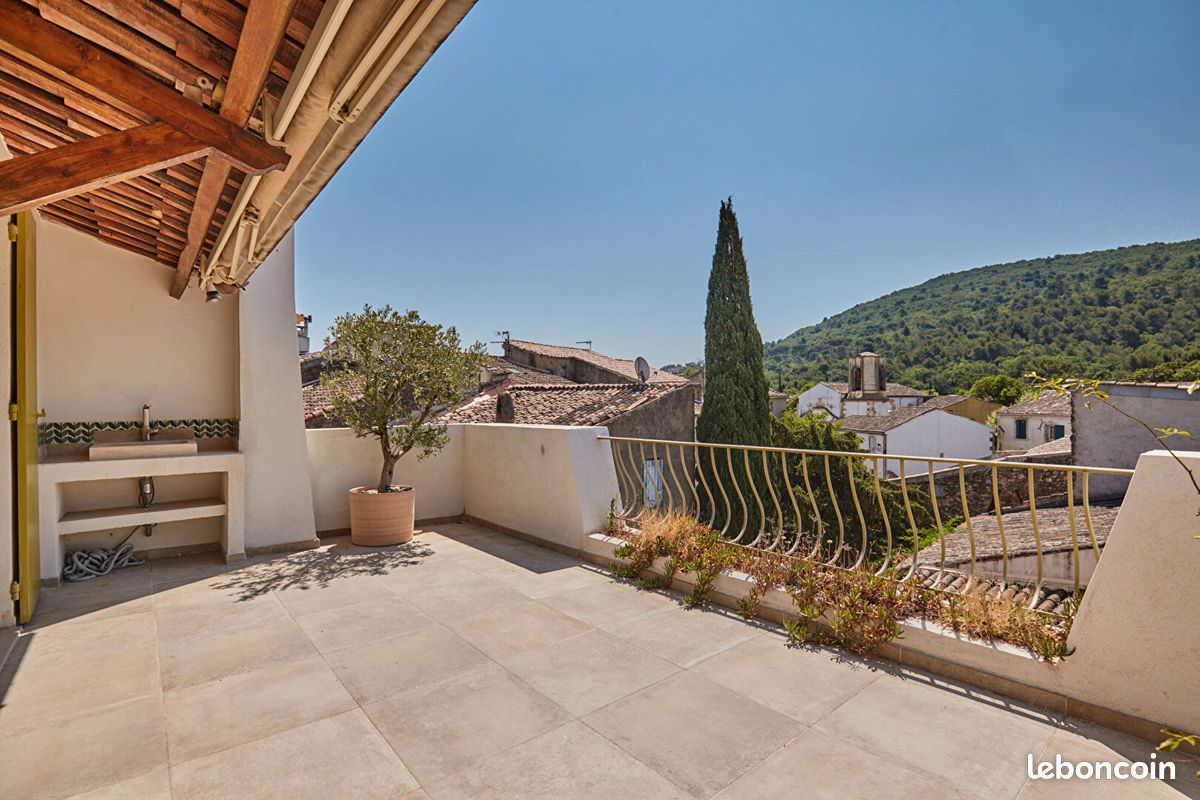 Maison 6 pièces 150 m² · à Alleins · 150 m² · 421 000 €
