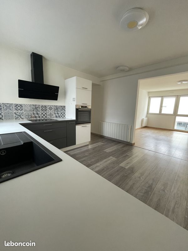 Appartement 5 pièces 101 m² · à Brunstatt-Didenheim · 101 m² · 208 000 €