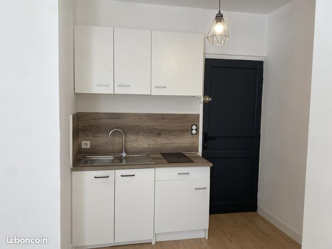Appartement 1 pièce 21 m² · à Aubenas · 21 m² · 42 800 €