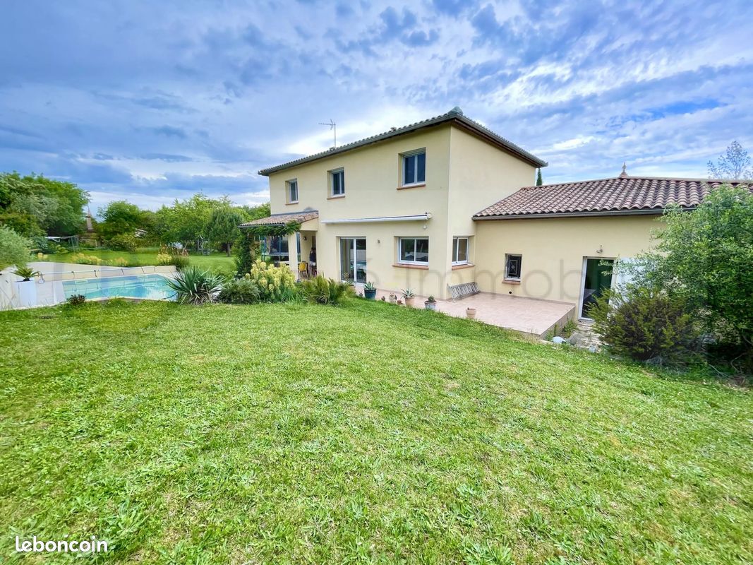 Maison 7 pièces 183 m² · à L'Isle-Jourdain · 183 m² · 492 000 €
