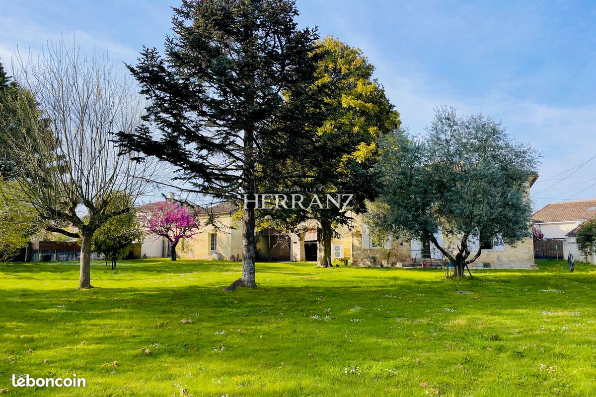 Maison 5 pièces 180 m² · à Sainte-Terre · 180 m² · 340 000 €