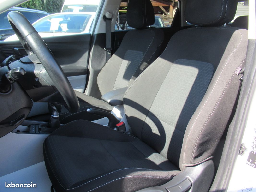 Hyundai I20 1.0 T-GDI 100CH HYBRID CREATIVE (image 11)