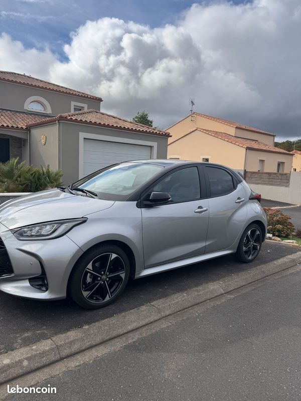 Toyota yaris hybride (image 3)