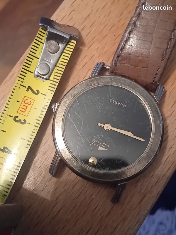 Montre Vintage Lotus Quartz - Cadran Orange Carré - Bracelet Cuir Blanc - Acier Inoxydable - Occasion