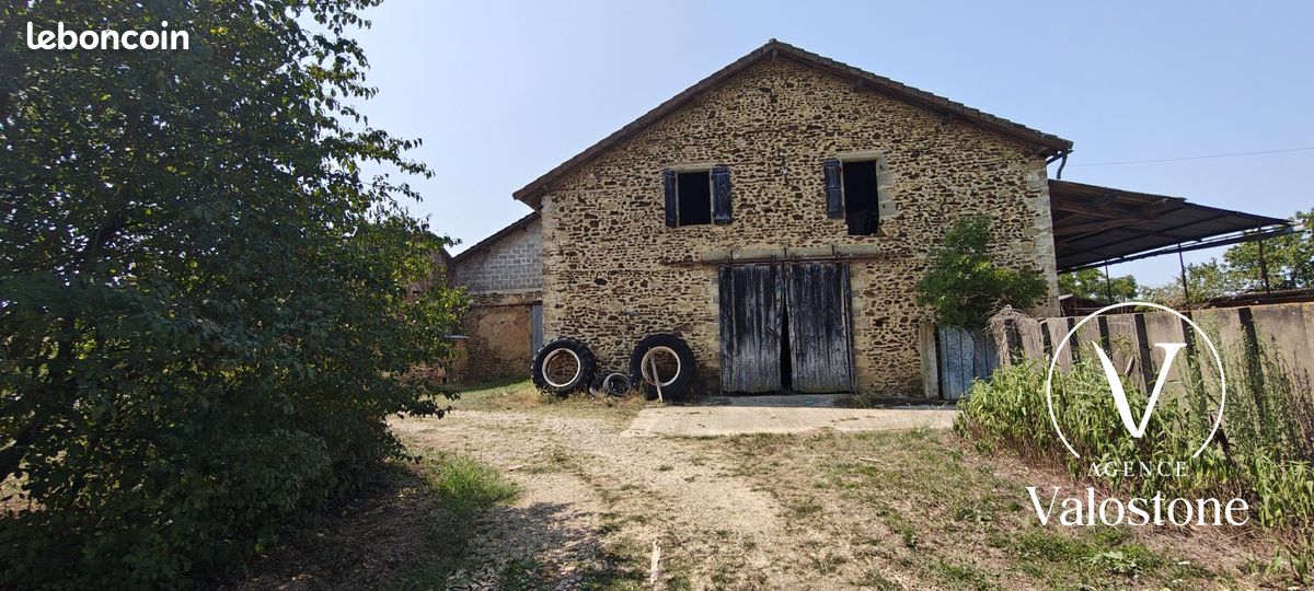 Maison 4 pièces 87 m² · à Peyre · 87 m² · 77 000 €