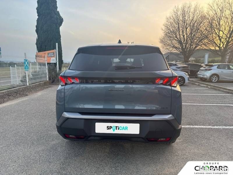 Peugeot 5008 Plug-in Hybrid 225 ch e-DCS7 GT (image 29)