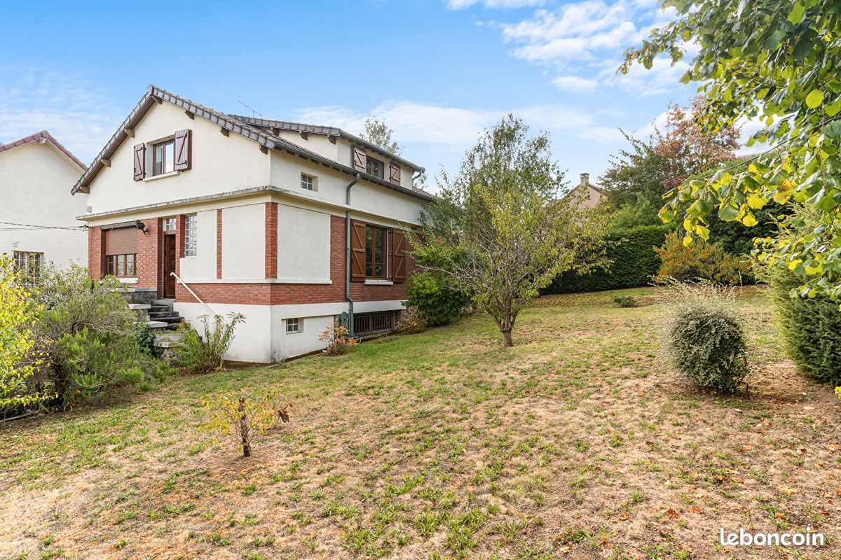 Maison 6 pièces 157 m² · à Bièvres · 157 m² · 850 000 €