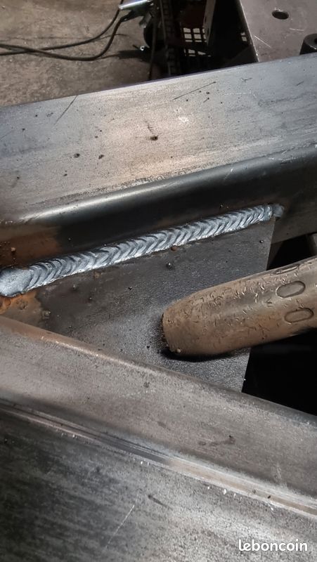Pieds de tables en acier pour tous les goûts (image 5)