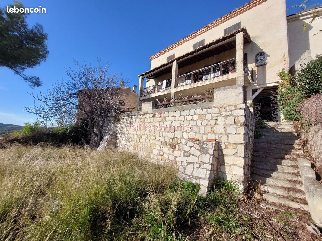 Maison 9 pièces 225 m² · à Velaux · 225 m² · 435 000 €