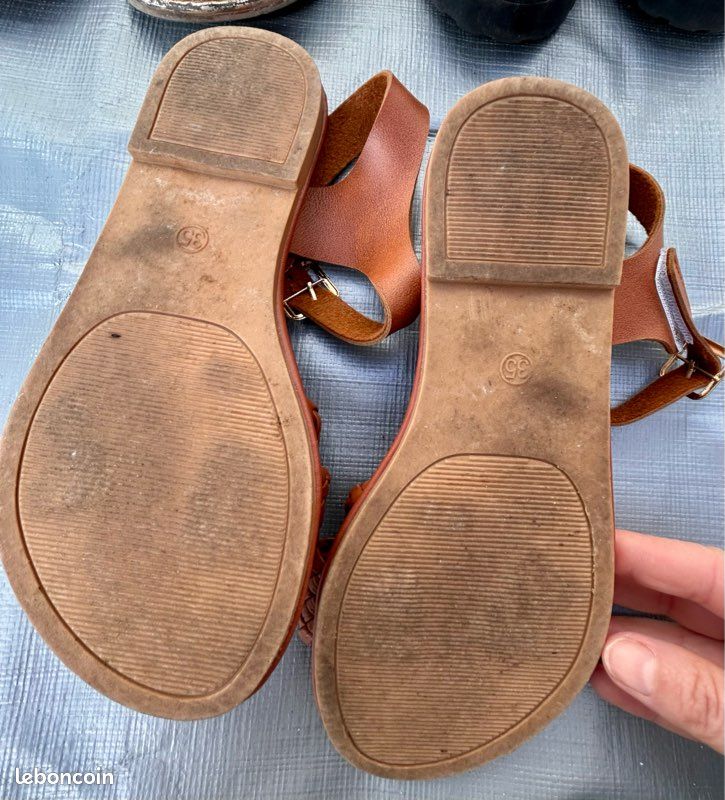 Lot de 3 paires de chaussures 34/35 (image 5)