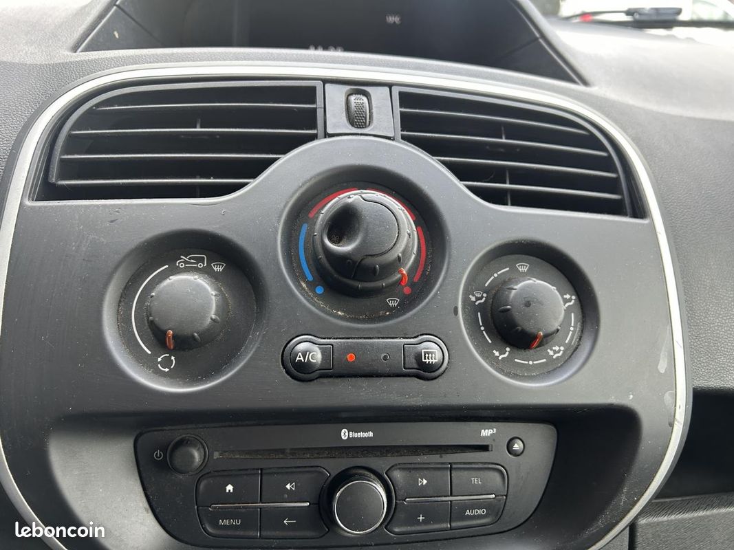 Renault kangoo fourgon 1.5 bluedci 95 extra rlink (image 13)