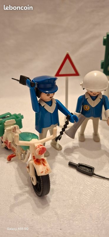 PLAYMOBIL SET VEDETTE Police bateau bandit 4429 complet, boîte et