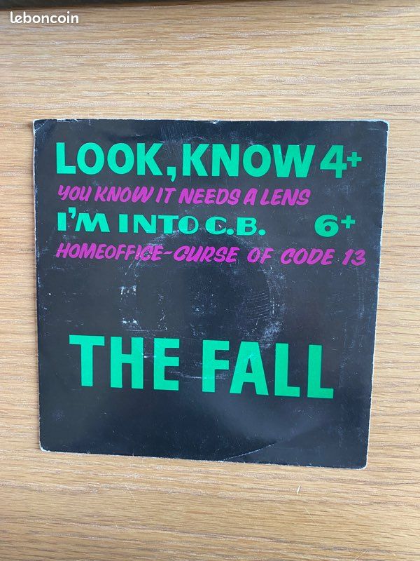 Vinyle 45t the fall look know 4 (image 1)