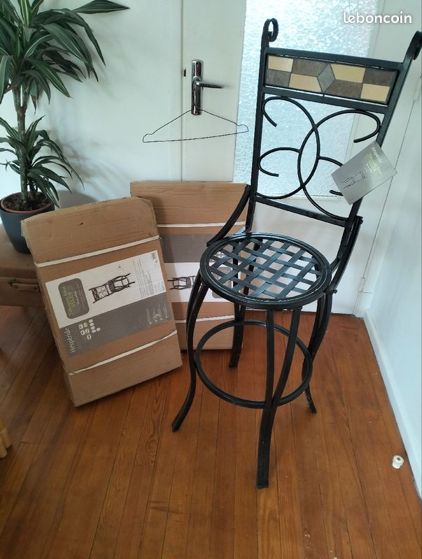 Vend chaises hautes neuves (image 3)