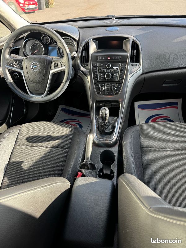 Opel Astra 1.7 CDTI (image 9)