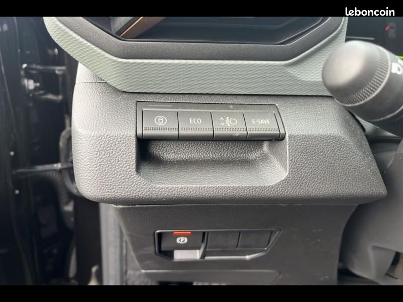 Dacia Duster 1.6 hybrid 140ch Extreme (image 8)
