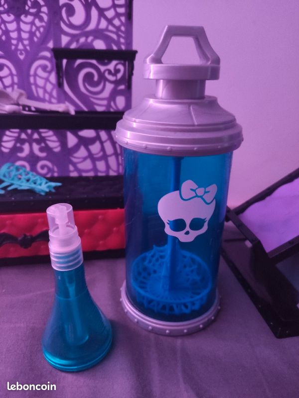 Monster High Creatmonster labo playset (image 3)
