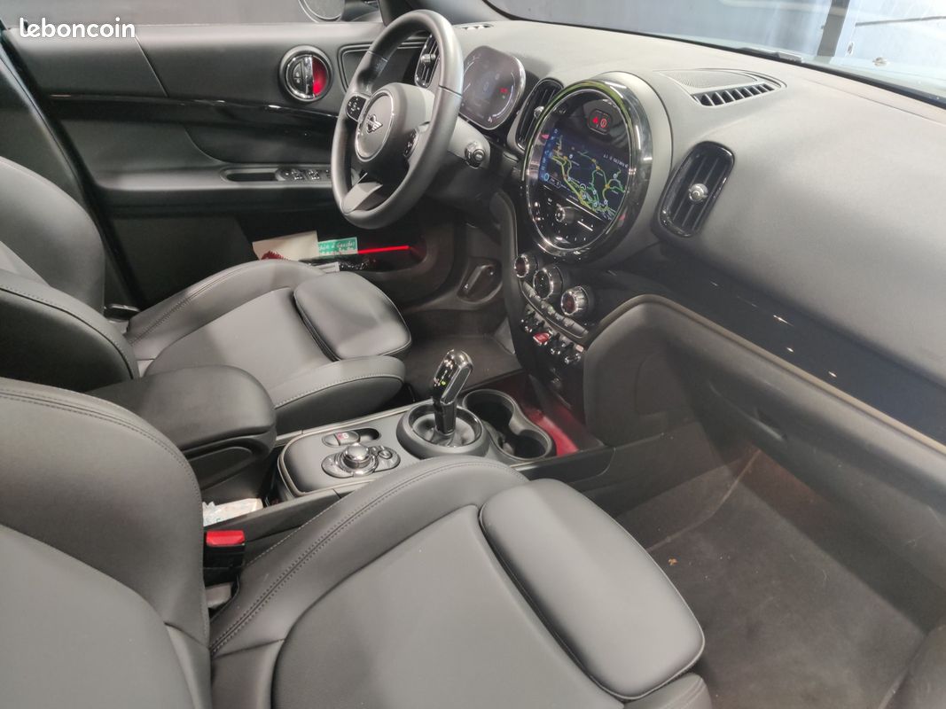 MINI COUNTRYMAN F60 LCI 136 ch BVA7 Cooper Edition Highlands (image 14)