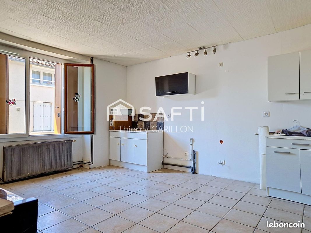 Maison 4 pièces 94 m² · à Pamproux · 94 m² · 85 000 €