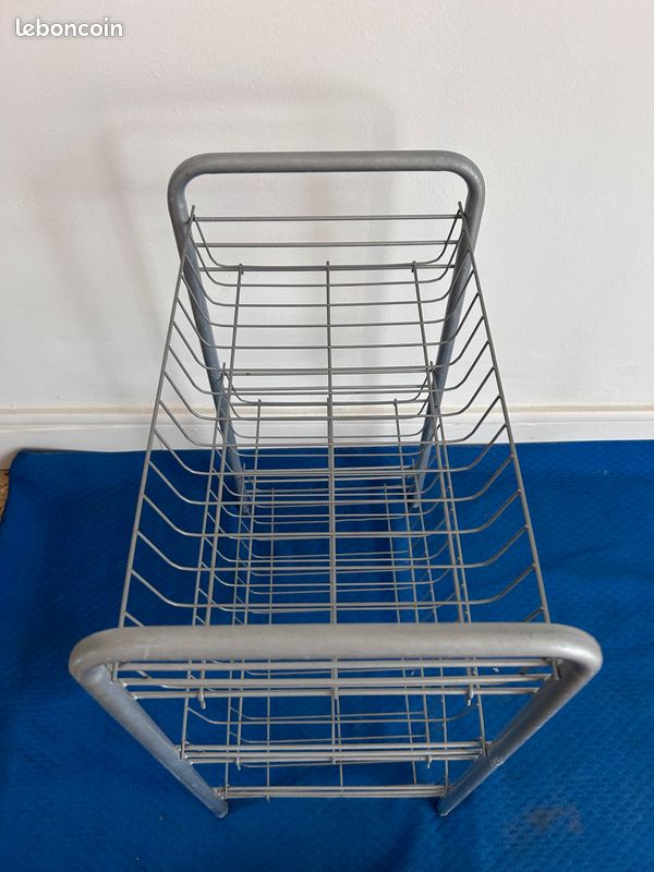 Meuble casier étagères métallique (image 5)