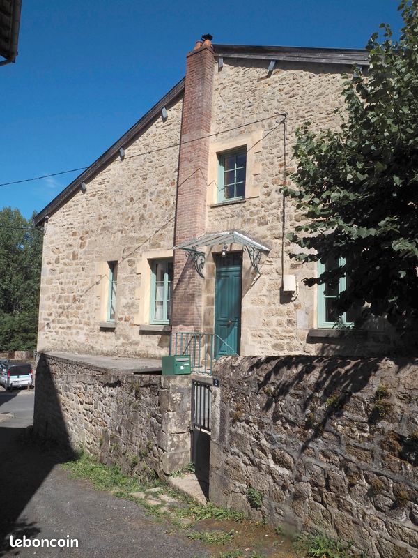 Maison 8 pièces 163 m² · à Eymoutiers · 163 m² · 250 000 €