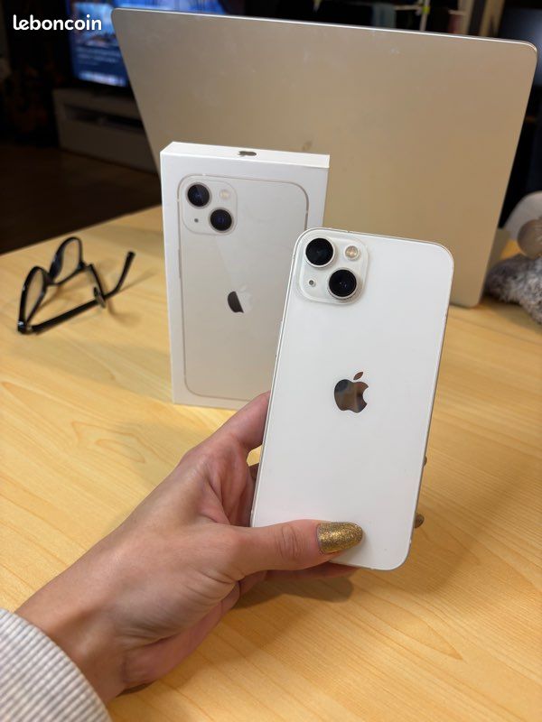 IPhone 13 Blanc Lumière Stellaire - Très bon état - Prix négociable (image 1)