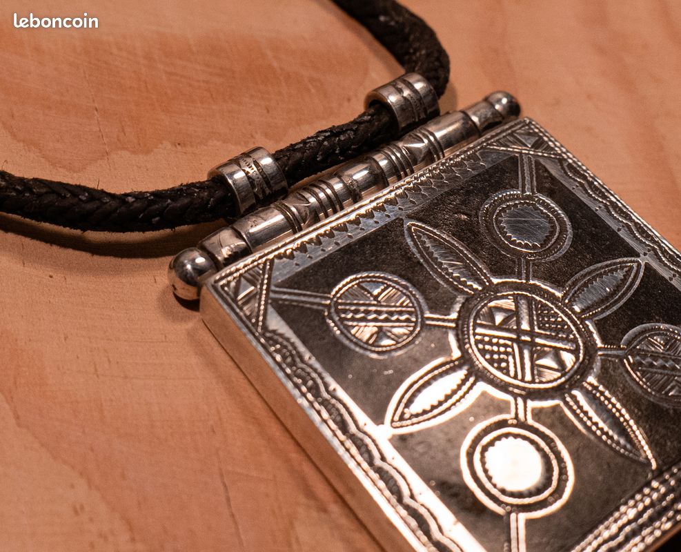 Magnifique Parure Touareg Des Années 50 En Argent Sterling Avec Incrustation De Bois - Collier Torque Et Bracelet