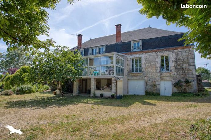 Maison 8 pièces 241 m²