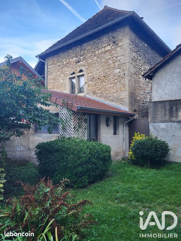 Maison 5 pièces 190 m² · à Serrières-de-Briord · 190 m² · 239 000 €