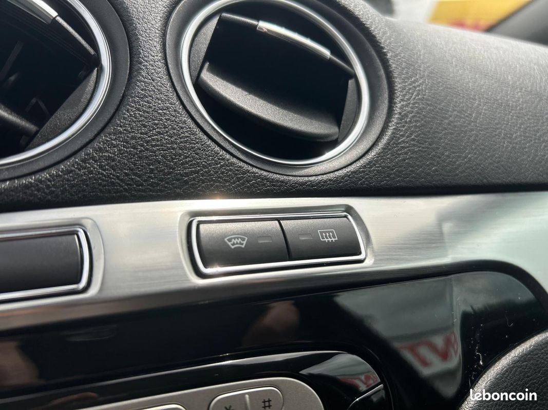 FORD S-MAX Titanium (03.2010->) (image 24)