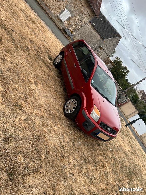 Ford fusion (image 2)