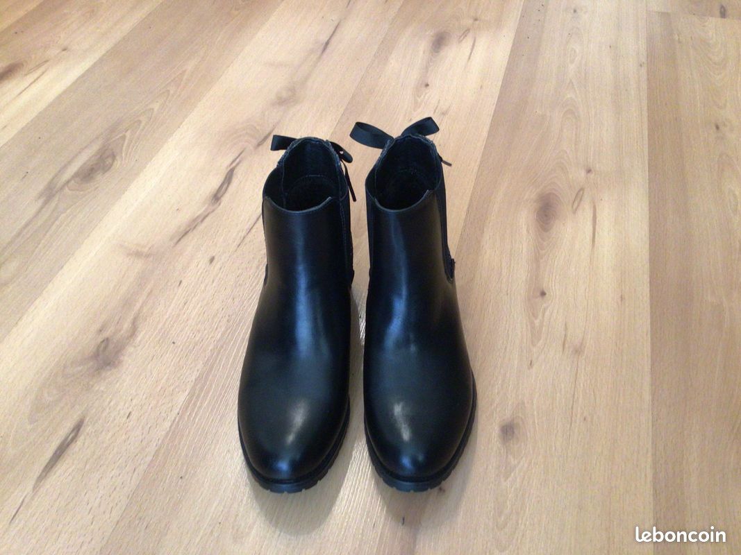 Boots neuves à vendre (image 1)