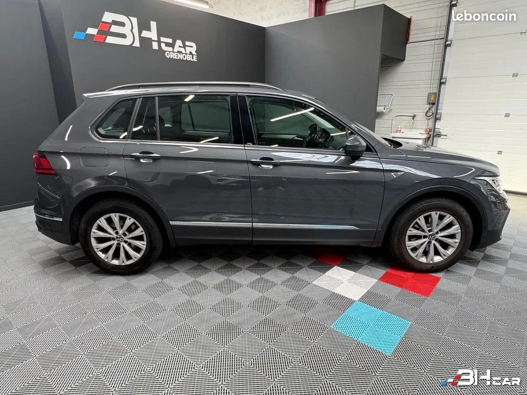 Volkswagen Tiguan 2.0 TDI 150ch BUSINESS DSG 7 / Attelage / (image 6)