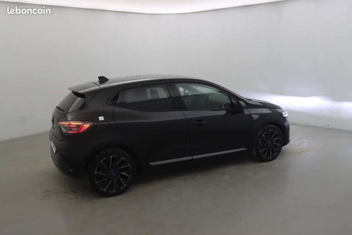 RENAULT Clio E-Tech full hybrid 145 ch GSR2 Esprit Alpine (image 6)