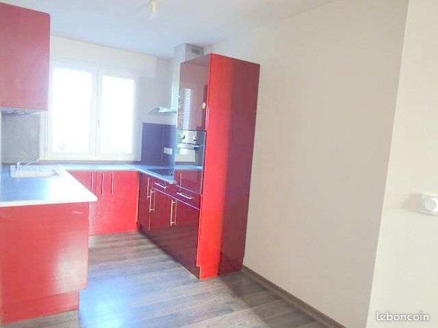 VALENCE T2 récent prox. Cinéma Le Pathé