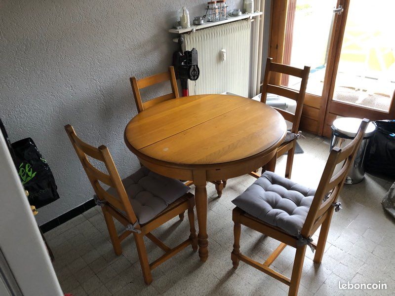 Table en chêne clair (image 3)