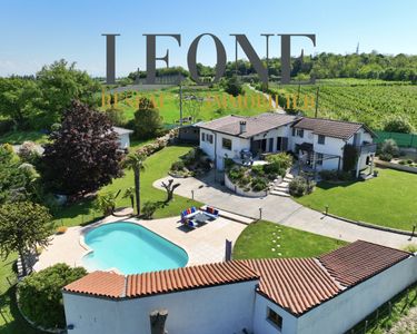 Maison 1 435 000 € - 270 m²